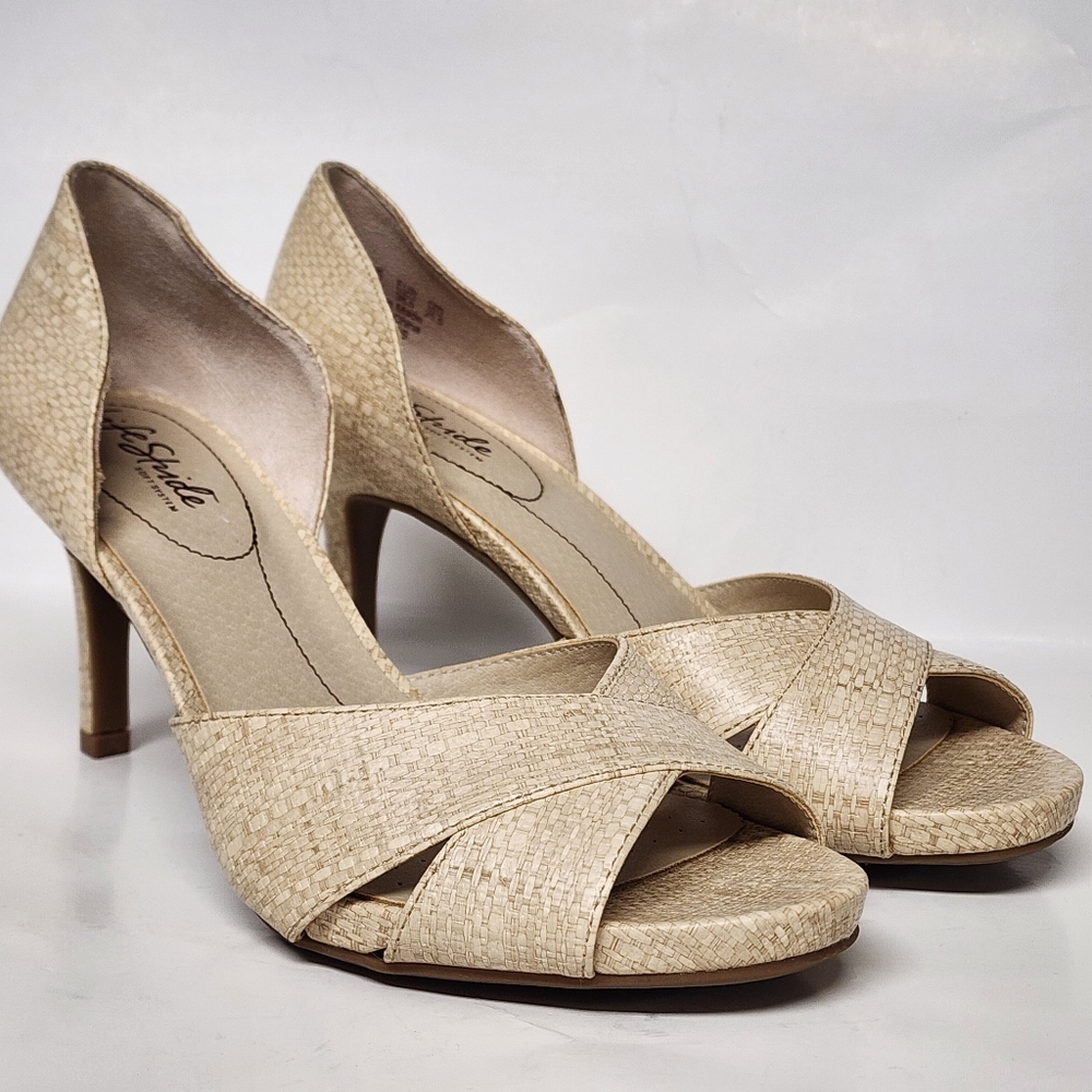 LifeStride Womens Mykonos Pump 8.5W Soft white